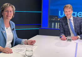 Kerstin Erkens in de studio van Zender Family7