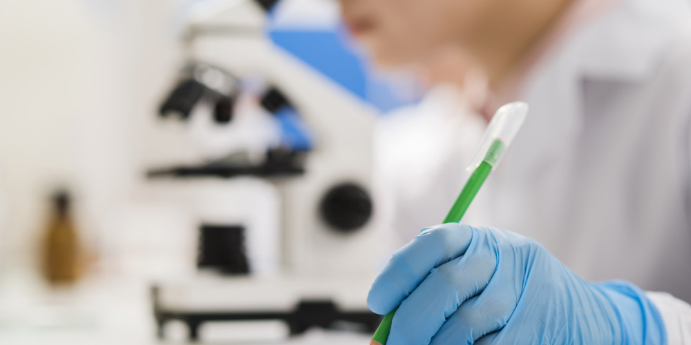 onderzoeker microscoop