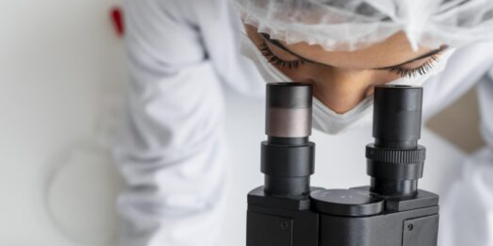 onderzoeker microscoop