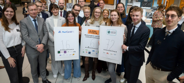 Jongeren met long covid bieden petitie aan