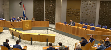 kamerleden tijdens motiestemming