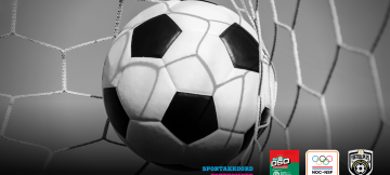voetbal met logo's
